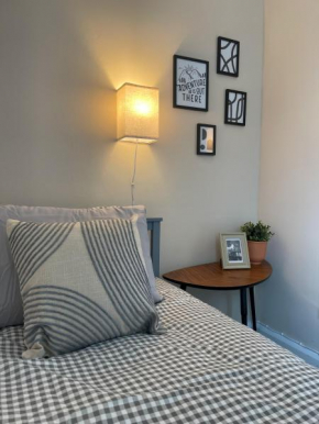 The Studio Apartment, Town Centre